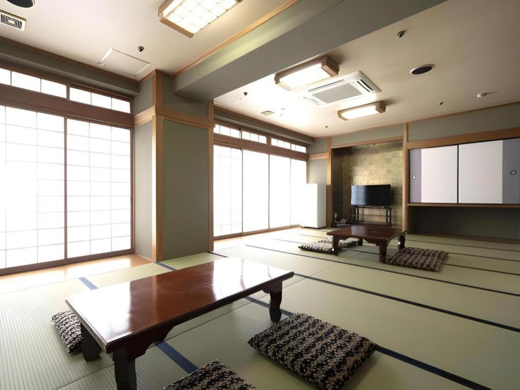 รอยัล โฮเทล อุโอะฮะชิ Hotel โทโยตะ ภายนอก รูปภาพ