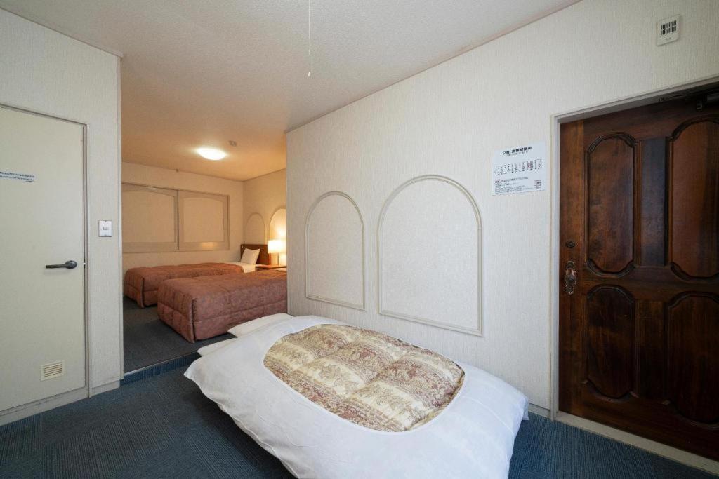 รอยัล โฮเทล อุโอะฮะชิ Hotel โทโยตะ ภายนอก รูปภาพ